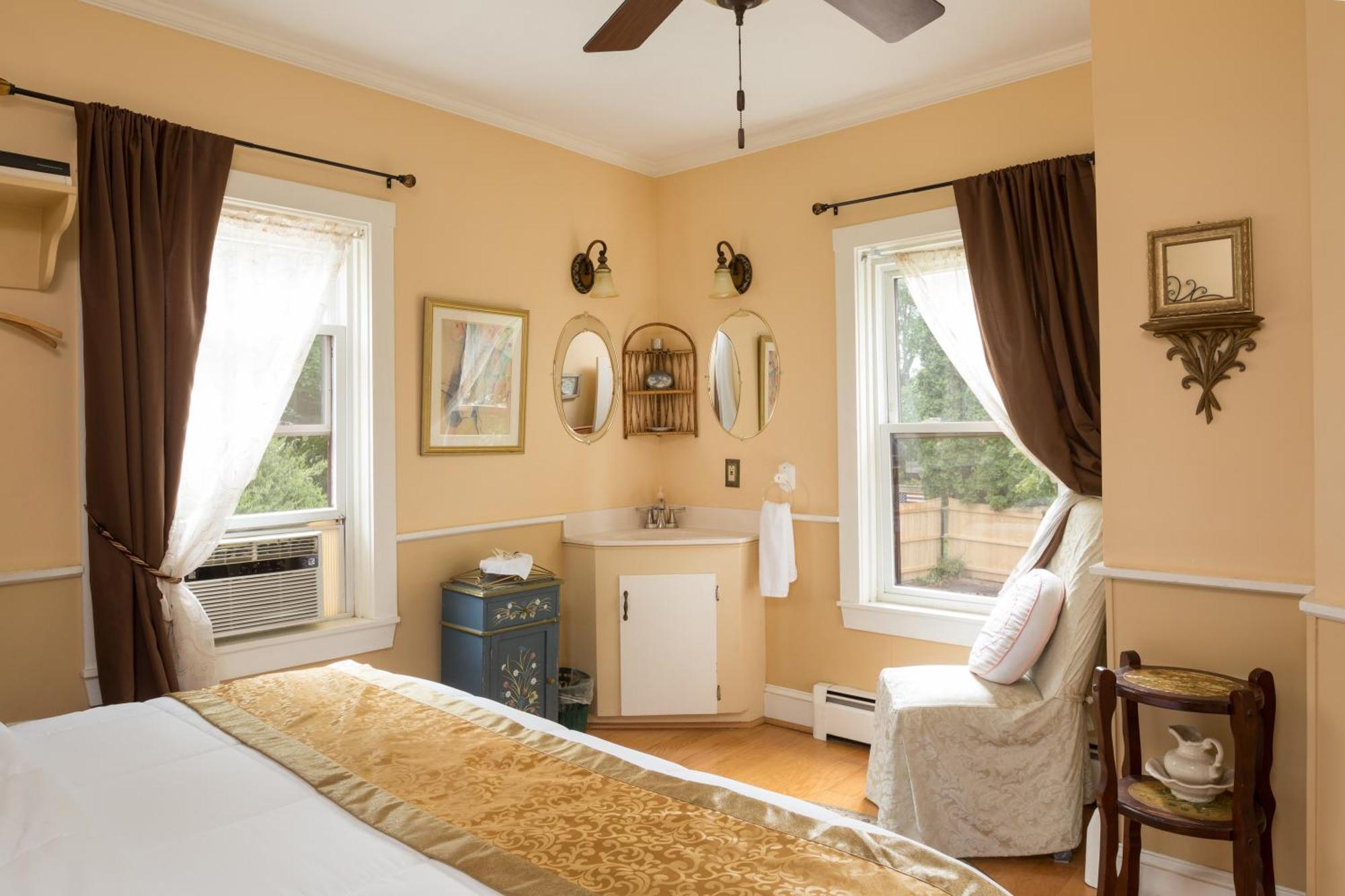 Bed & Breakfast Artful 5*